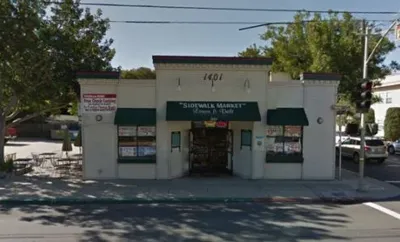 Beverage house liquor #14, business photo 1