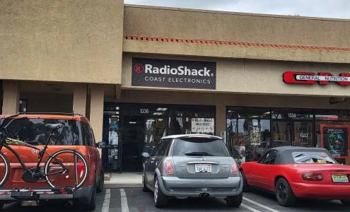 Coast Electronics RadioShack business photo